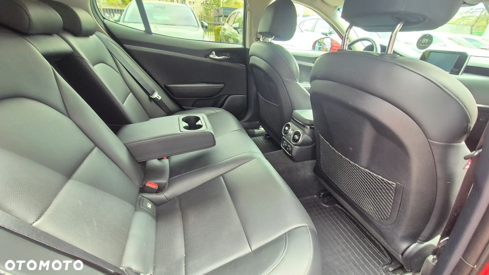 Kia Stinger 2.0 T-GDI L - 19