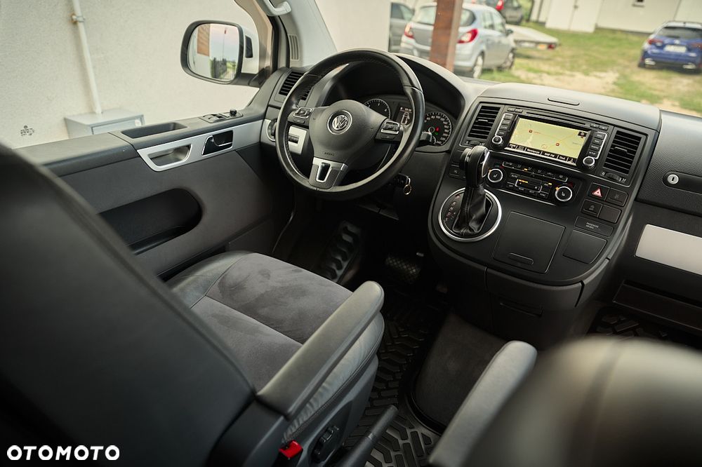 Volkswagen Multivan - 4