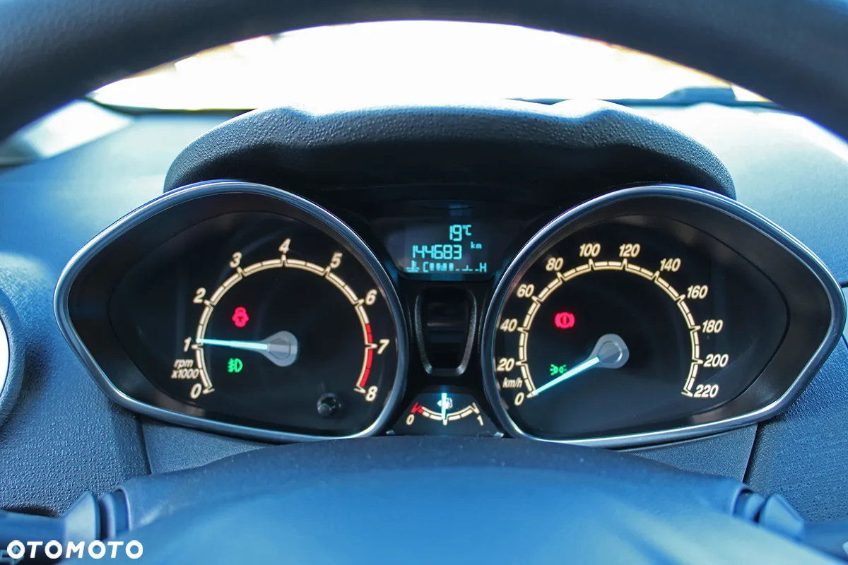 Ford Fiesta - 6