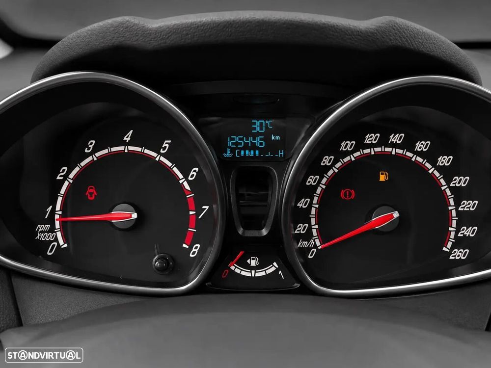 Ford Fiesta 1.6 EcoBoost c/ Pack Pele Desportiva ST - 21