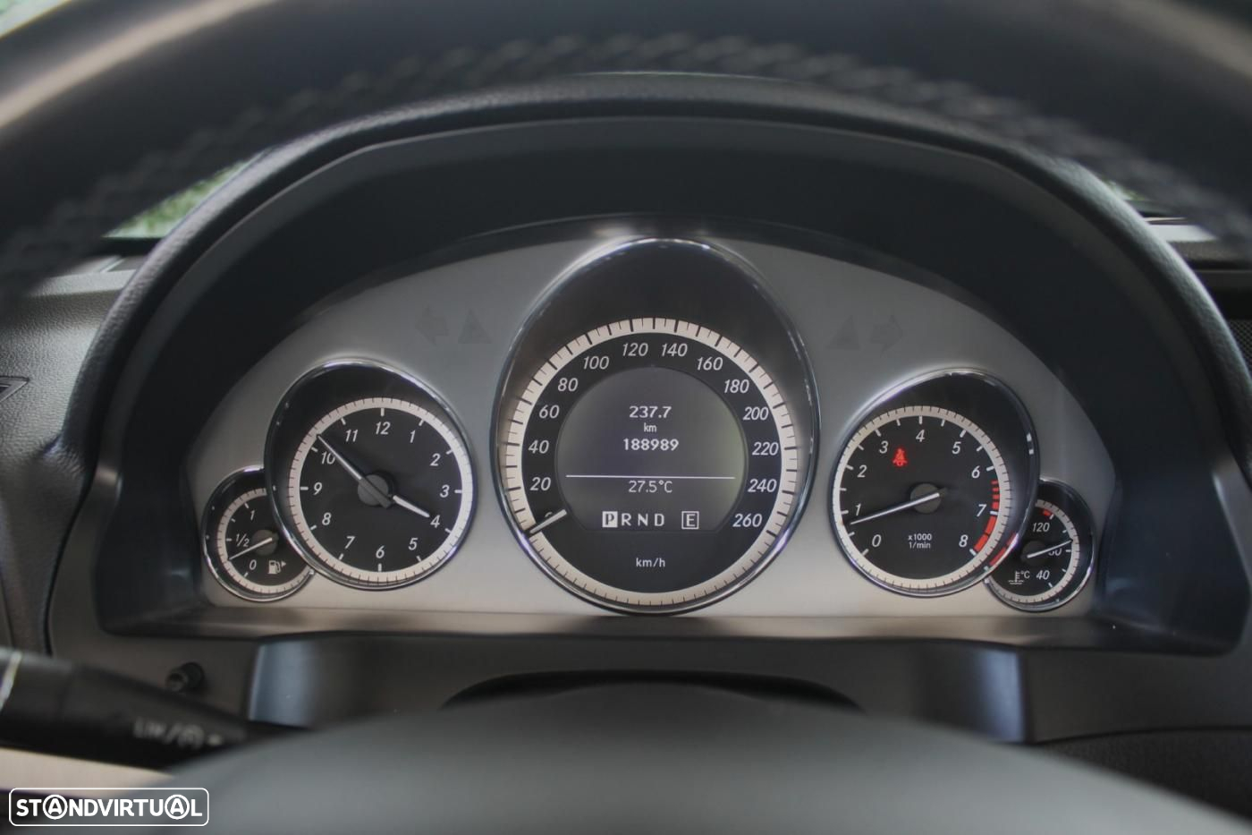 Mercedes-Benz E 250 CGi Avantgarde BlueEfficiency Auto - 21