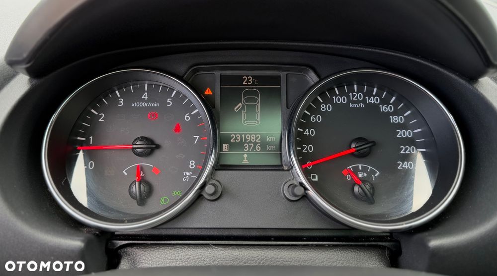 Nissan Qashqai+2 2.0 360 - 29