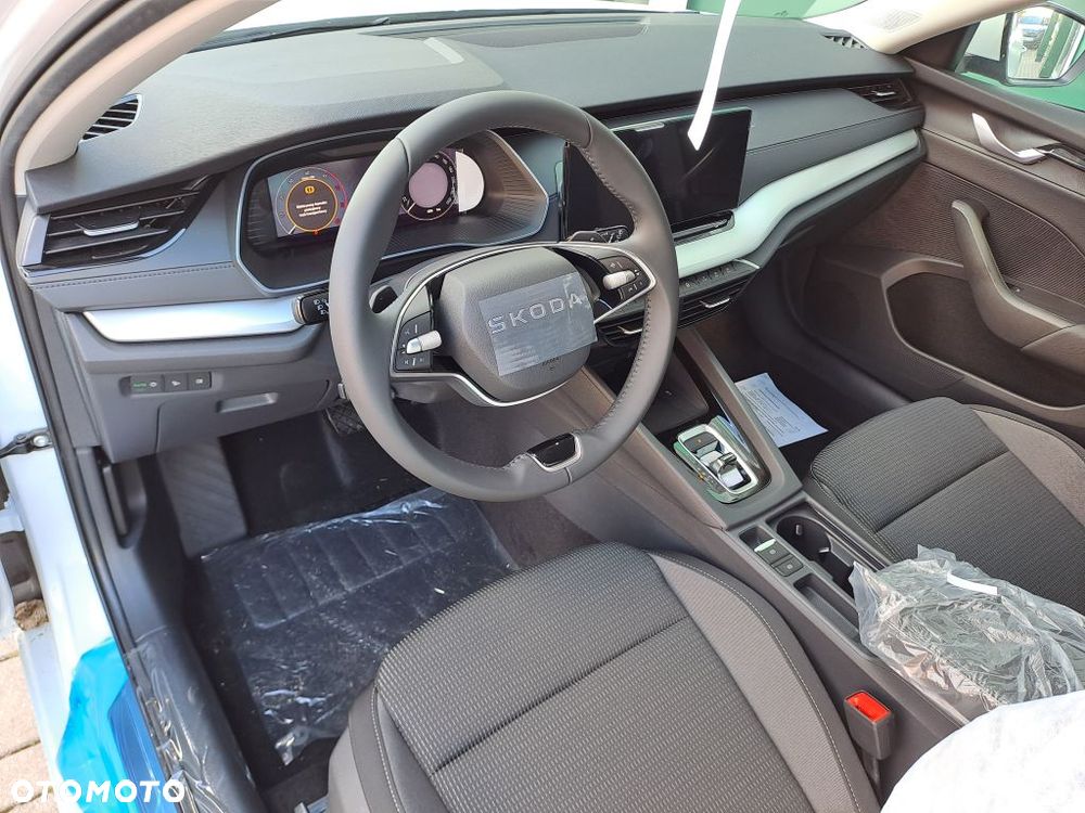 Skoda Octavia 1.5 TSI mHEV Drive Selection DSG - 6