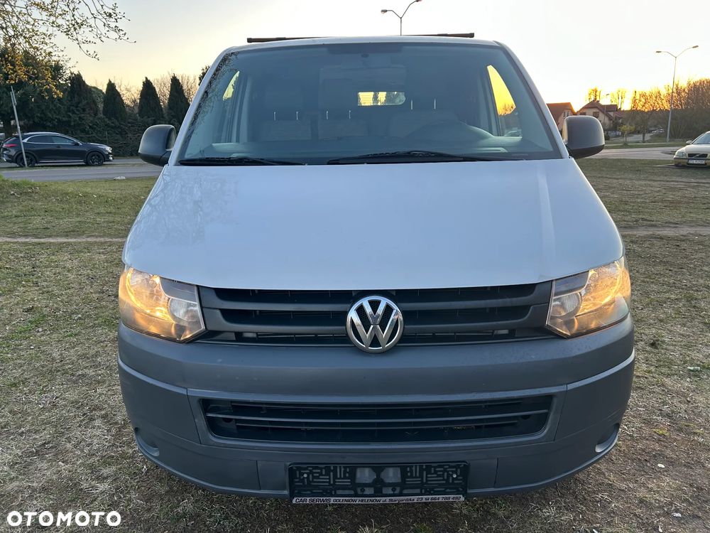Volkswagen Transporter - 11