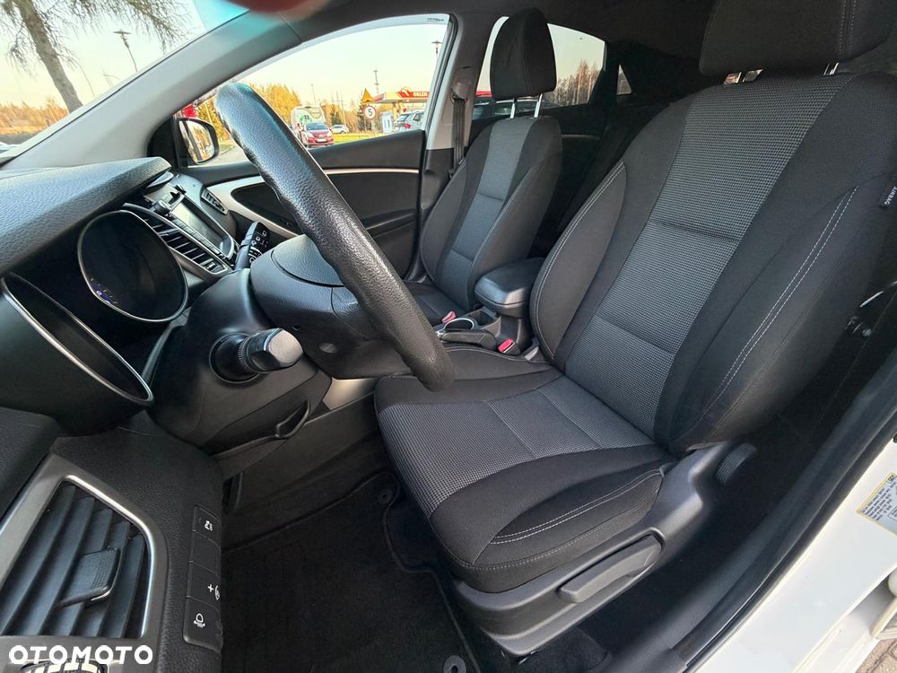 Hyundai i30 1.4 Style - 27