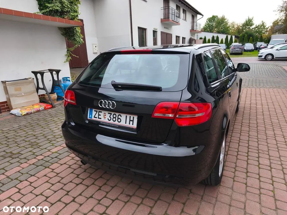 Audi A3 Sportback 1.6 Attraction - 11