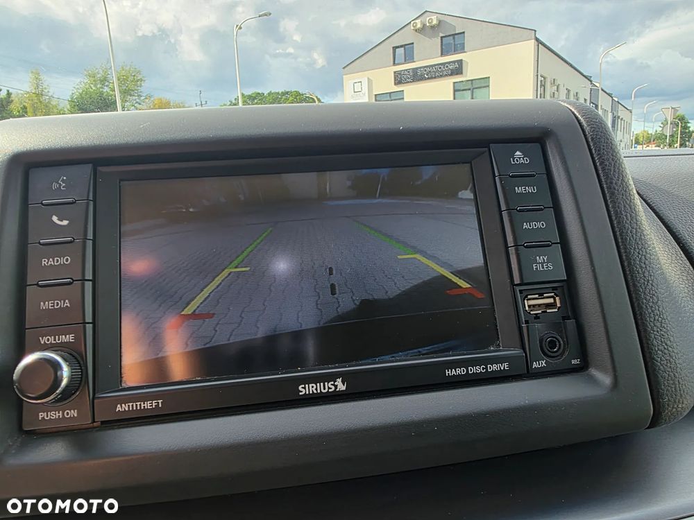 Volkswagen Routan - 20