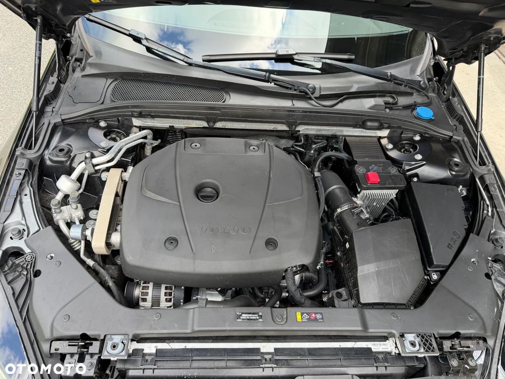 Volvo S60 T4 Geartronic RDesign - 33