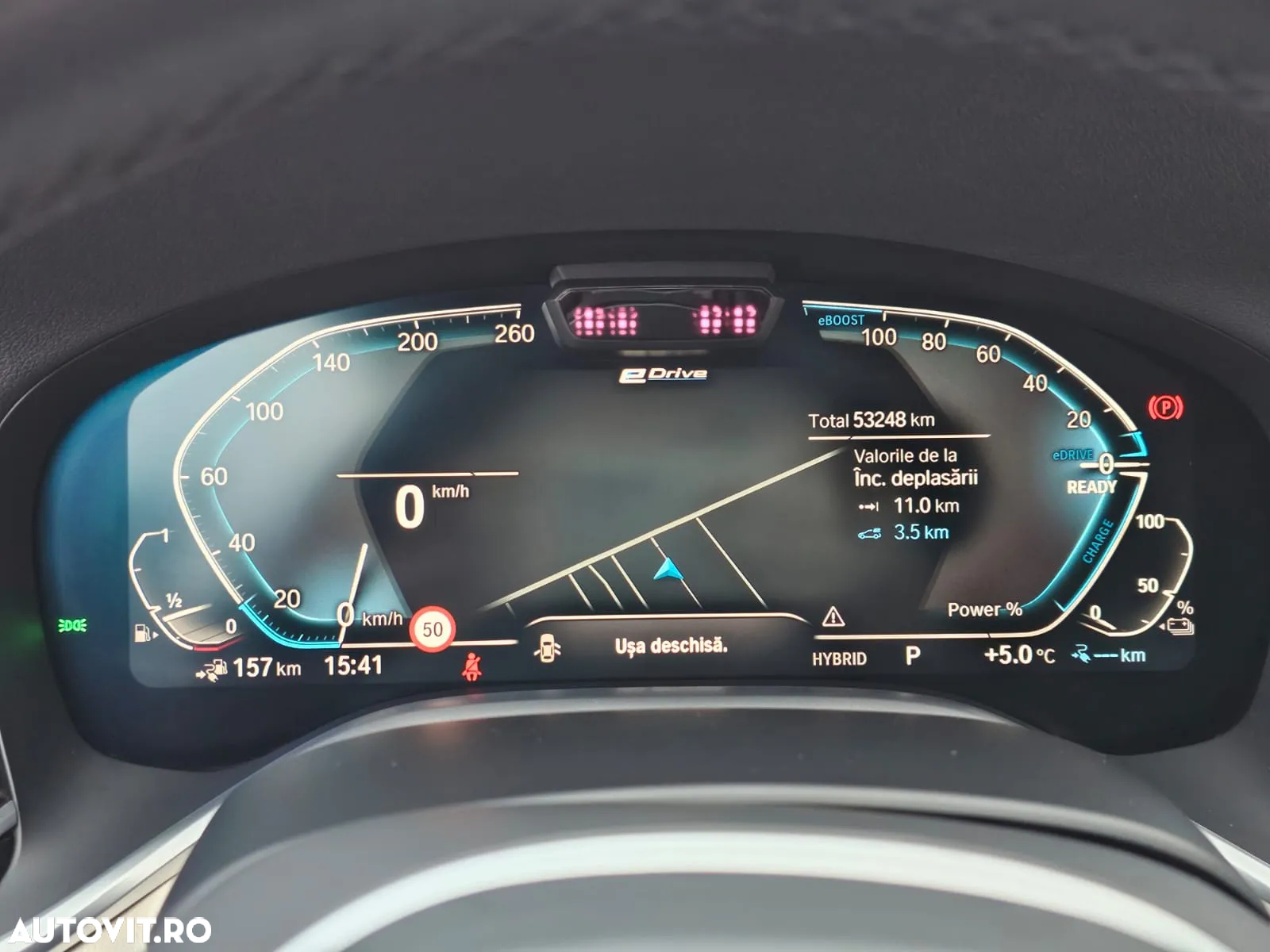 BMW Seria 7 745e - 34