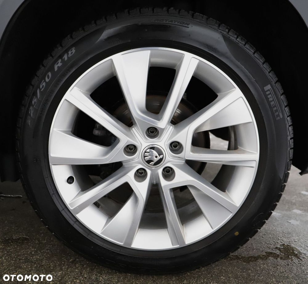 Skoda Karoq 2.0 TDI SCR 4x4 Style DSG - 22