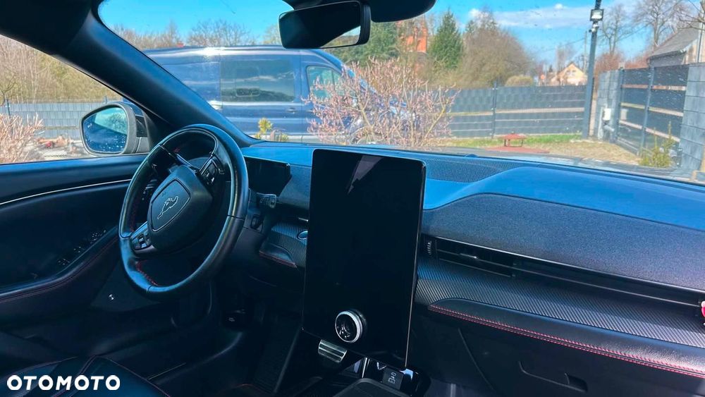 Ford Mustang Mach-E AWD PREMIUM - 13