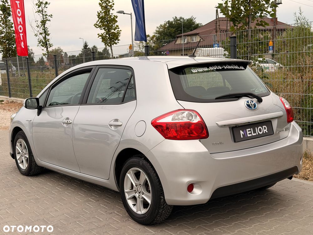 Toyota Auris - 13