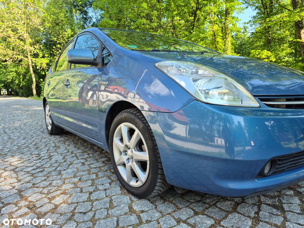 Toyota Prius 1.5 VVT-i Prestige - 10