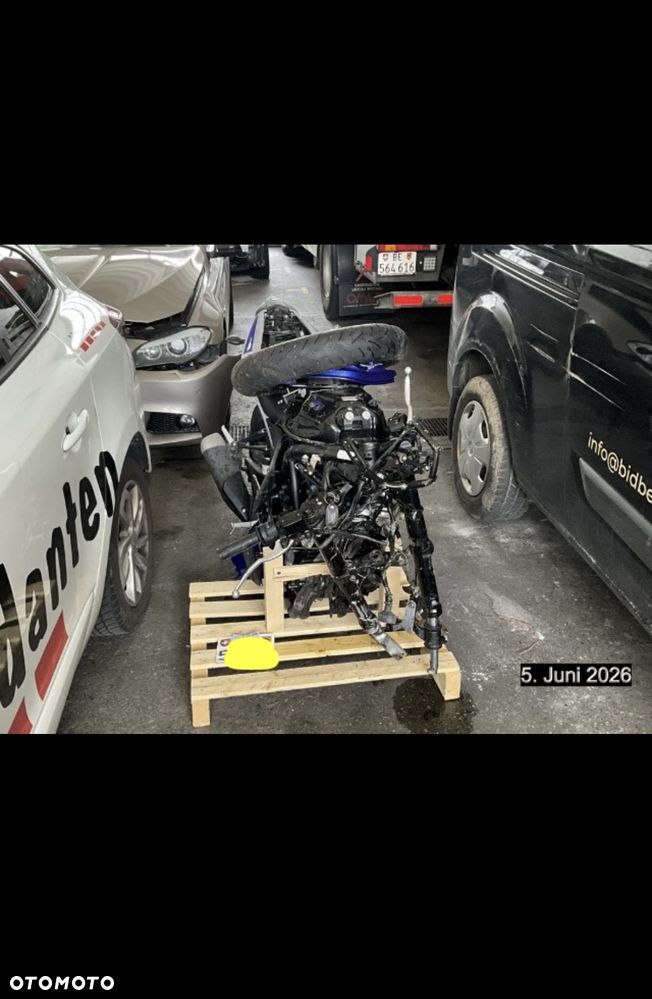 Yamaha YZR - 4