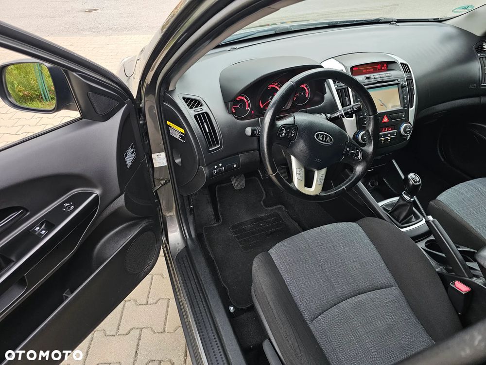 Kia Ceed 1.6 CRDi 115 Spirit - 8