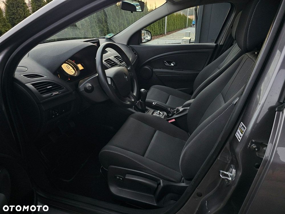 Renault Megane - 11