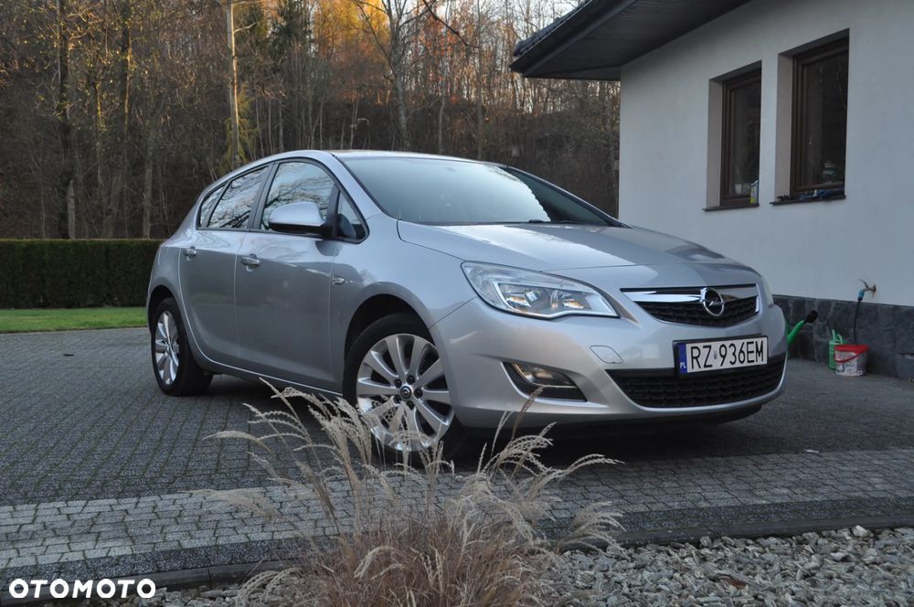 Opel Astra 1.6 Cosmo - 2