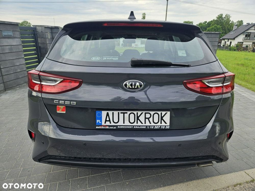 Kia Ceed - 5