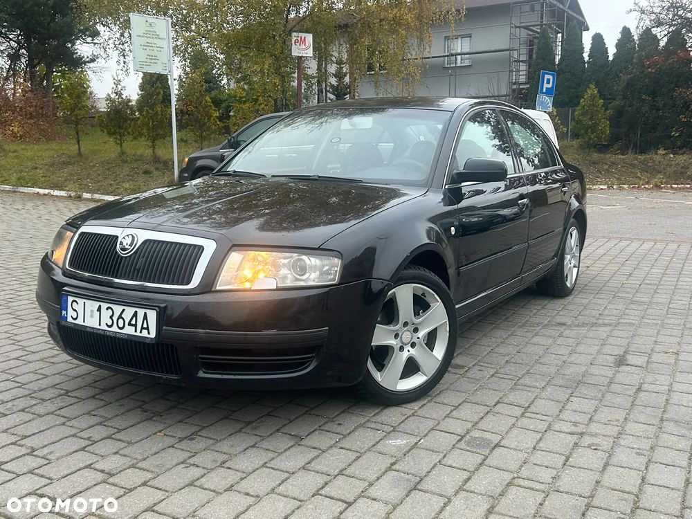 Skoda Superb 1.8 Turbo Elegance - 26