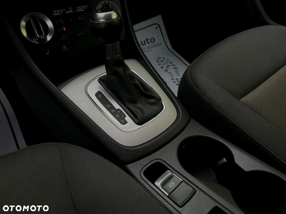 Audi Q3 2.0 TFSI quattro S tronic - 33