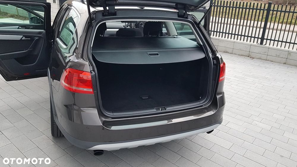 Volkswagen Passat Alltrack 2.0 TDI 4Mot DSG - 26