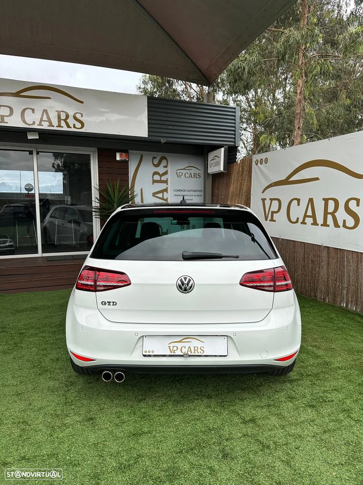 VW Golf 2.0 TDI GTD DSG - 4