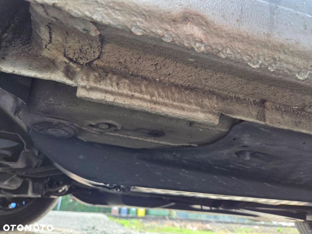 Volkswagen Polo 1.6 TDI DPF Highline - 14