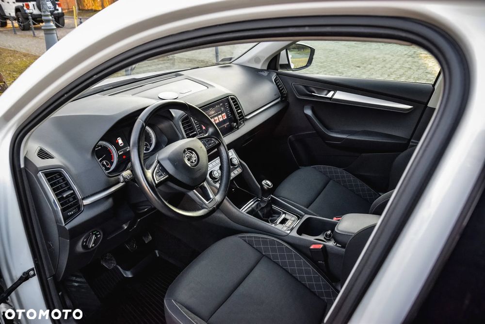 Skoda Karoq 1.5 TSI ACT 4x2 Ambition - 5