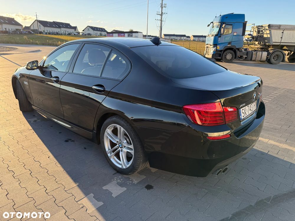 BMW Seria 5 520d xDrive - 8