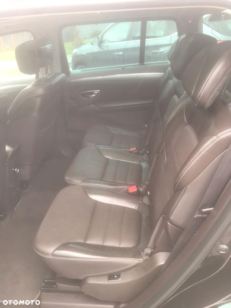 Renault Espace 1.6 dCi Energy Initiale Paris EDC - 10