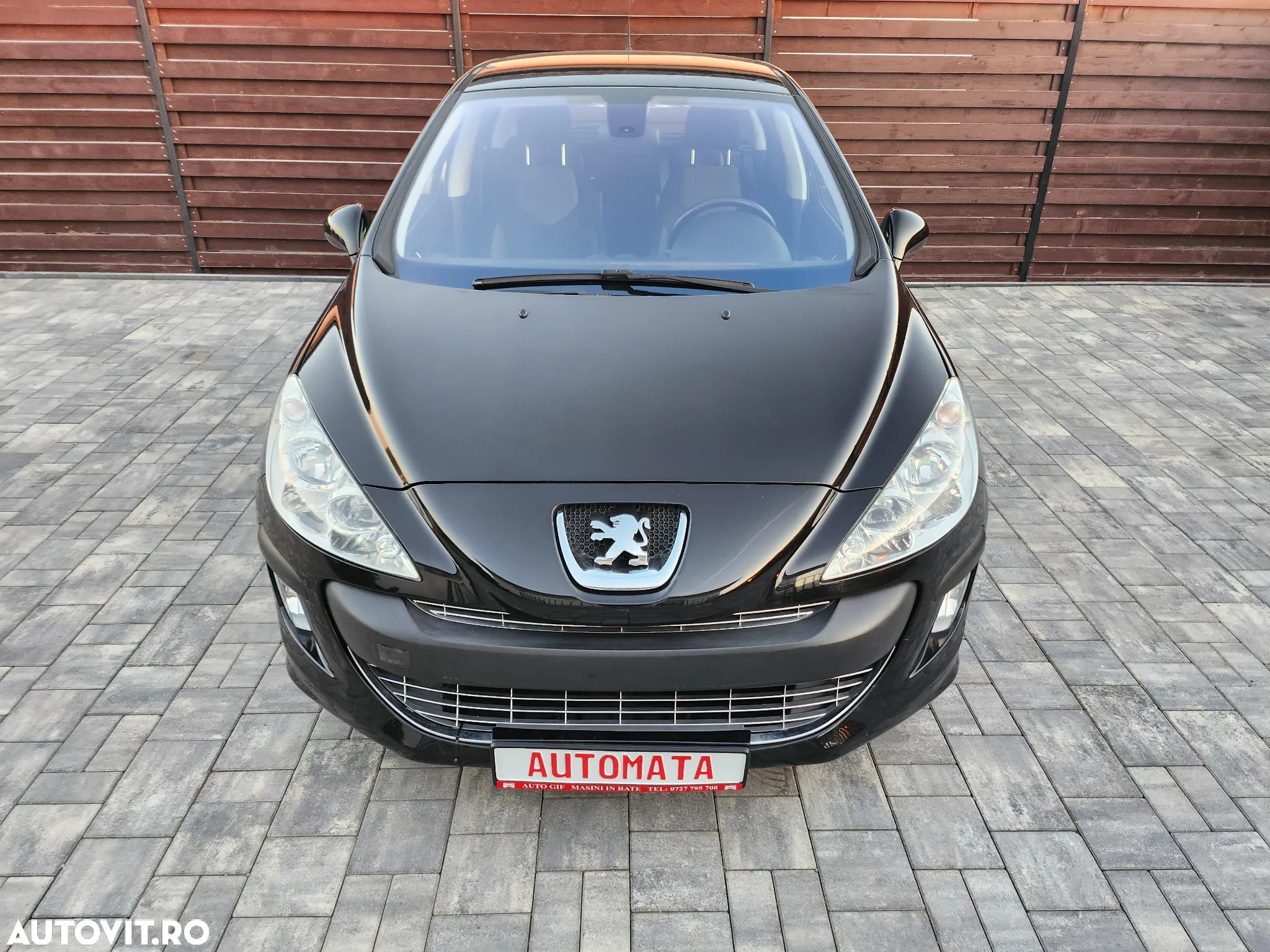 Peugeot 308 1.6E Confort Pack Aut - 3