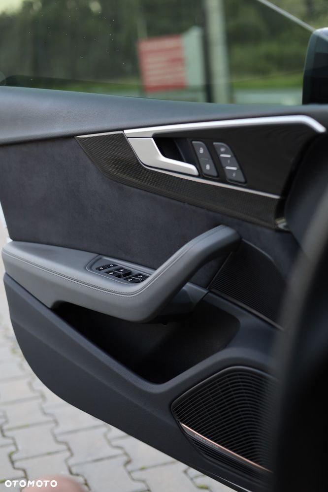 Audi S5 Limousine - 35