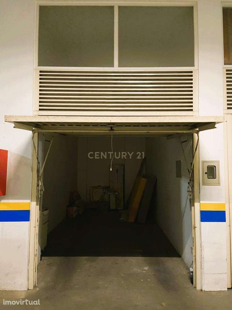 Garagem em Coimbra - Grande imagem: 2/5