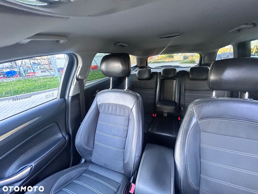 Ford Mondeo 2.0 TDCi Platinium X Plus (Titanium) - 12