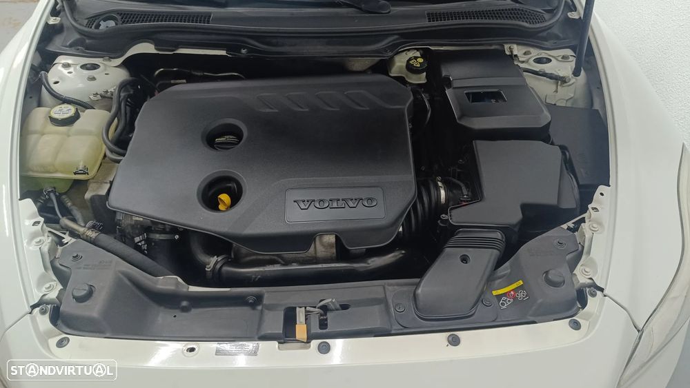 Volvo C30 D2 RDesign Edition - 11