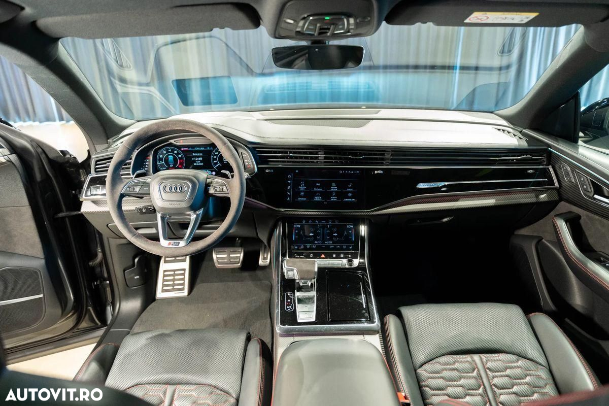 Audi RS Q8 - 18