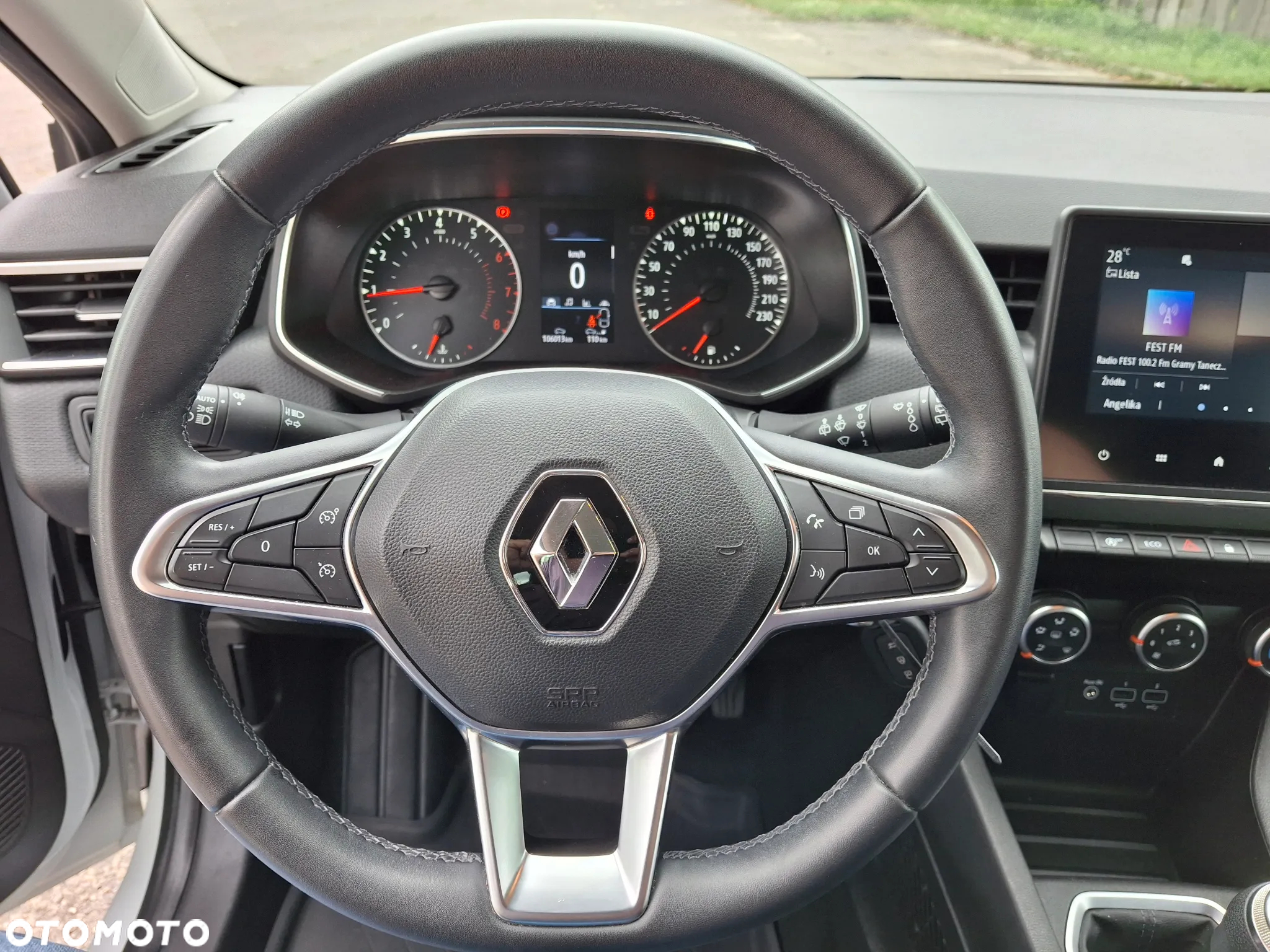 Renault Clio 1.0 TCe Zen - 33