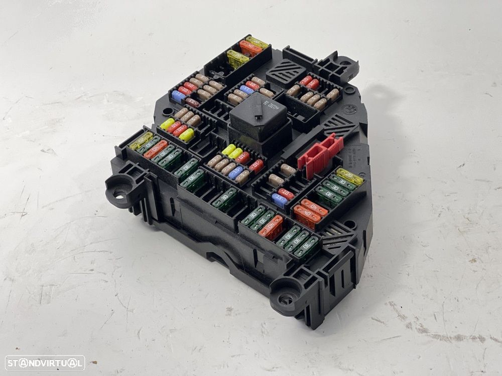 Caixa de fusíveis BMW 5 (F10) 520 d REF. 925281301 - 1