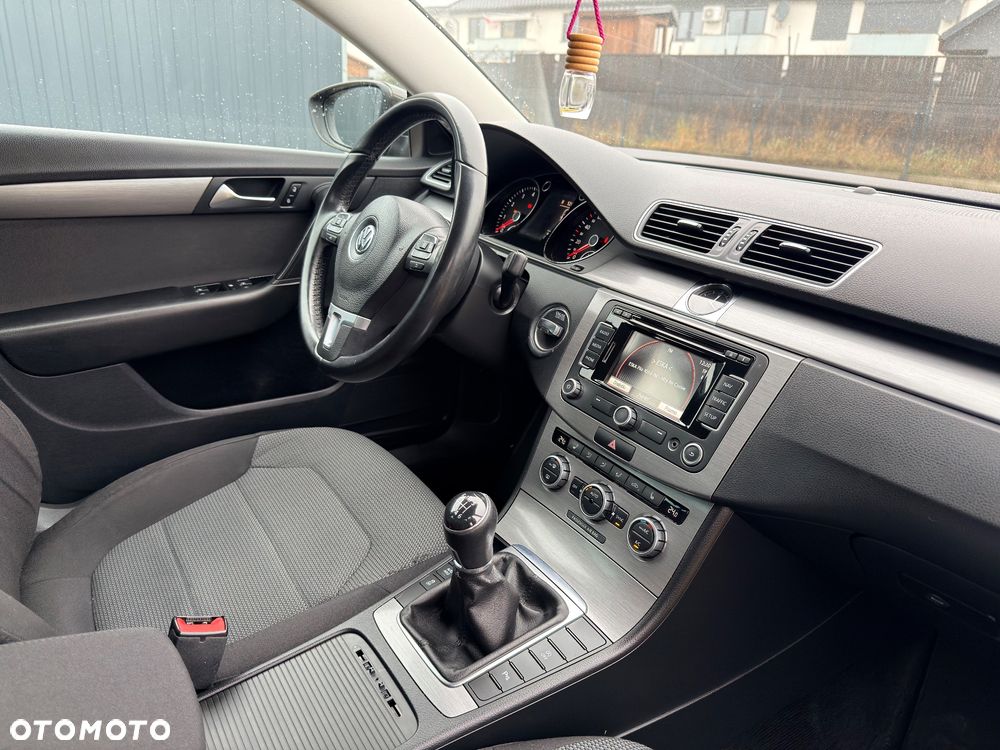 Volkswagen Passat 1.4 TSI Comfortline BlueMotion Technology - 22