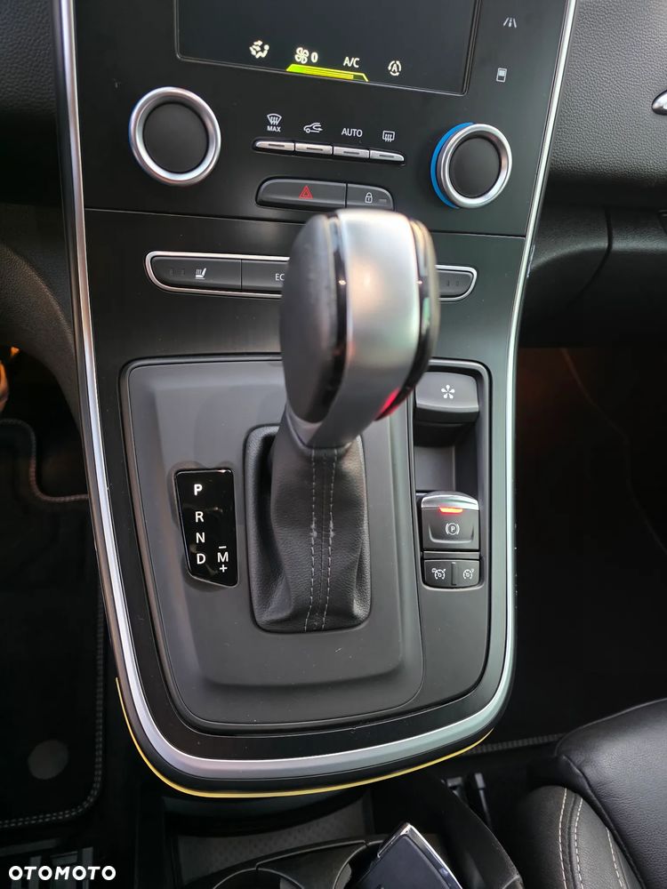 Renault Scenic - 15