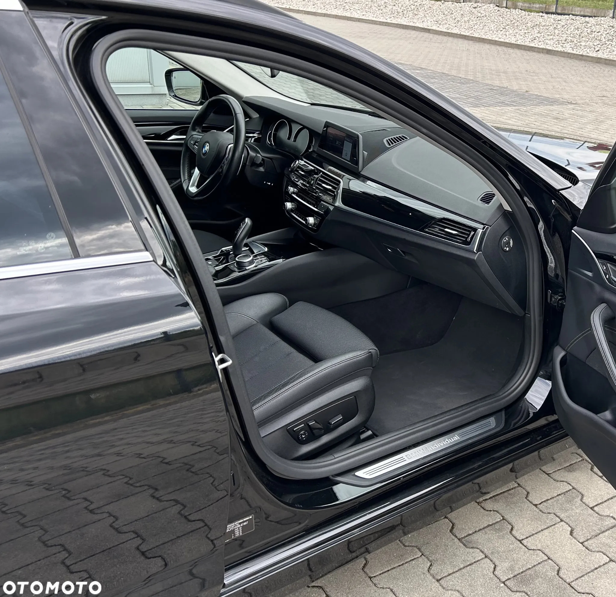 BMW Seria 5 520d - 8