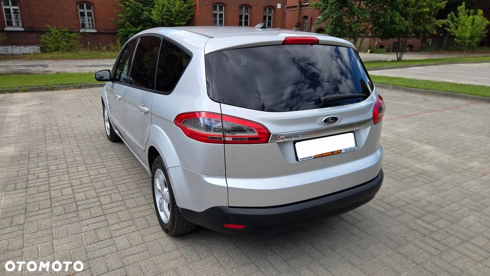 Ford S-Max 2.0 TDCi DPF Titanium - 8