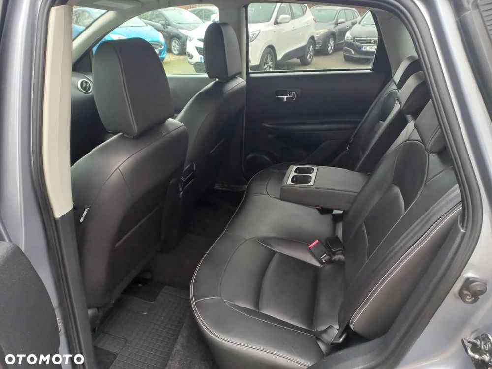 Nissan Qashqai 2.0 dCi 4x4 Tekna - 24