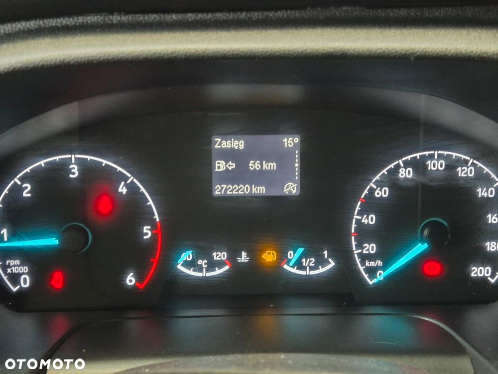 Ford Transit 350 2.0 TDCi / CHŁODNIA / MROŻNIA / IDEALNA DO MROŻONEK / BOCZNE KOMORY / ZASILANIE ZEWNĘTRZNE / GRUBE ŚCIANKI / SERWISOWANY / MODEL 2020 / EURO 6 / UNIKATOWY - 24