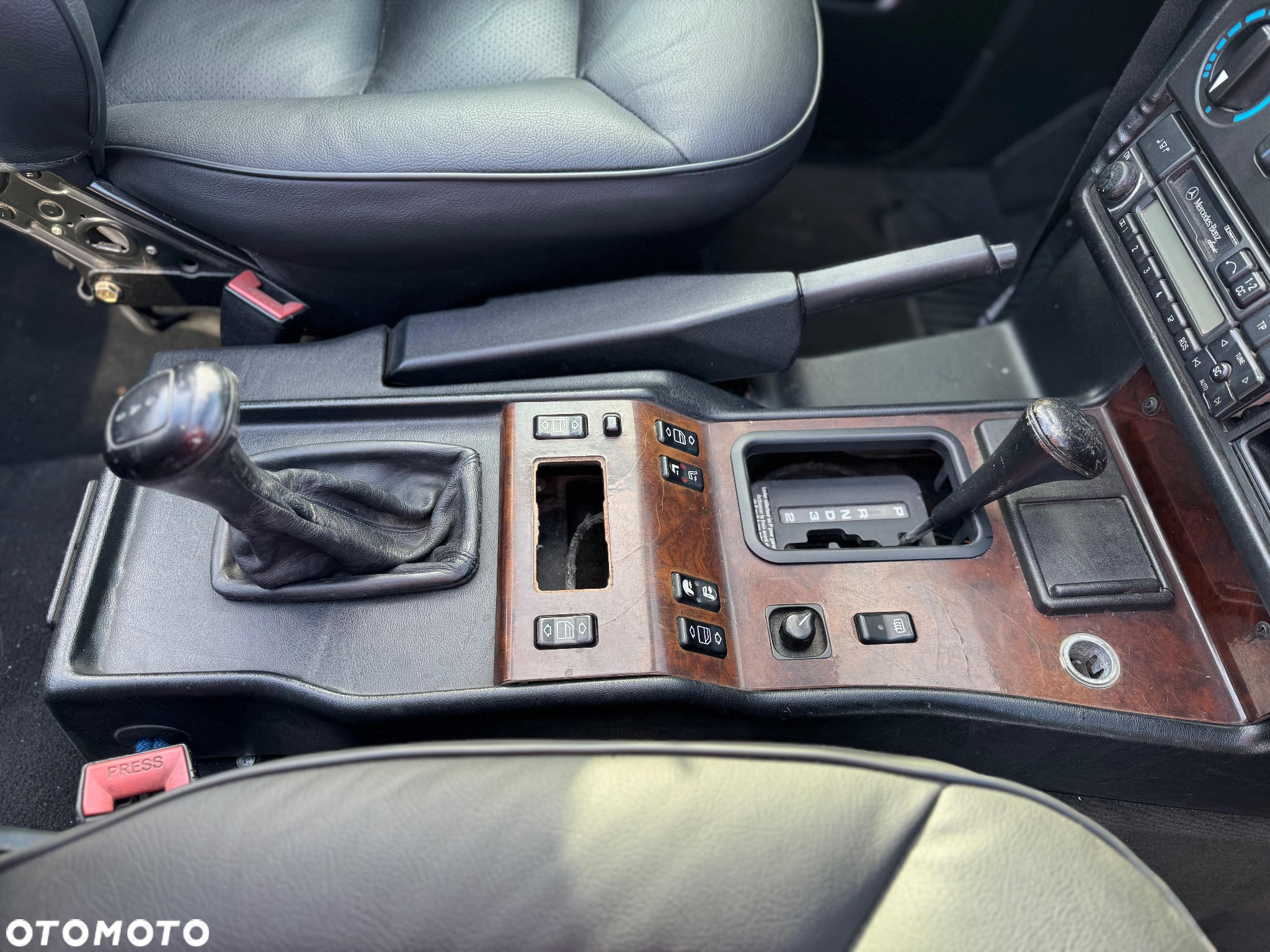 Mercedes-Benz Klasa G 350 GD Turbo - 21