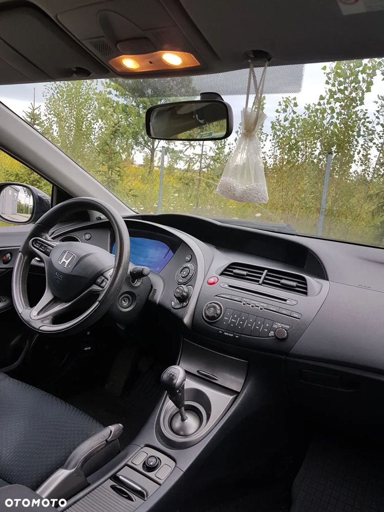 Honda Civic 1.8 Comfort - 14