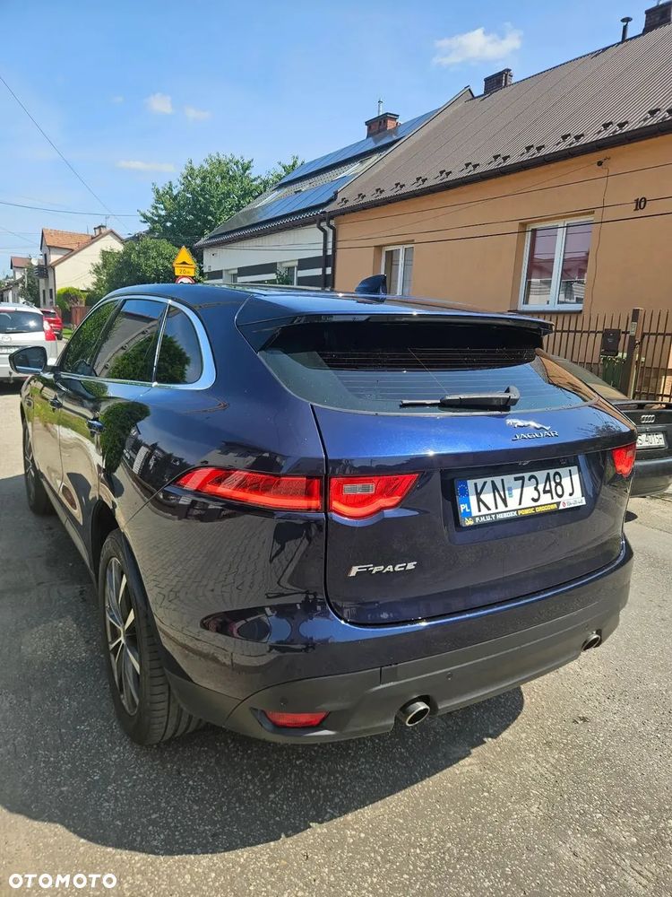 Jaguar F-Pace 2.0 i4D AWD Prestige - 4