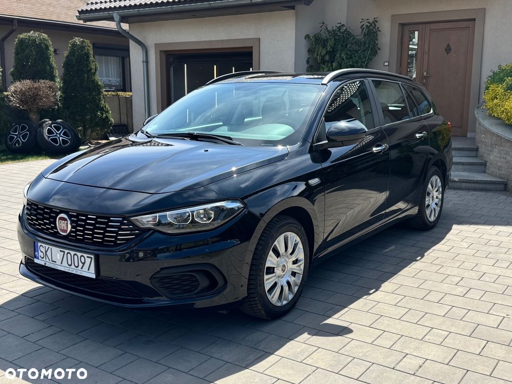 Fiat Tipo 1.4 T-Jet 16v Easy - 2