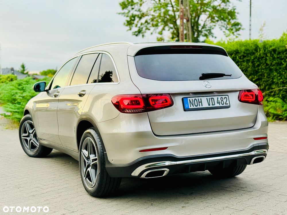 Mercedes-Benz GLC 200 4Matic 9G-TRONIC AMG Line Plus - 3