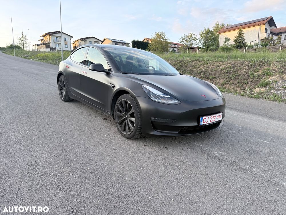 Tesla Model 3 Langstreckenbatterie Allradantrieb Dual Motor - 13